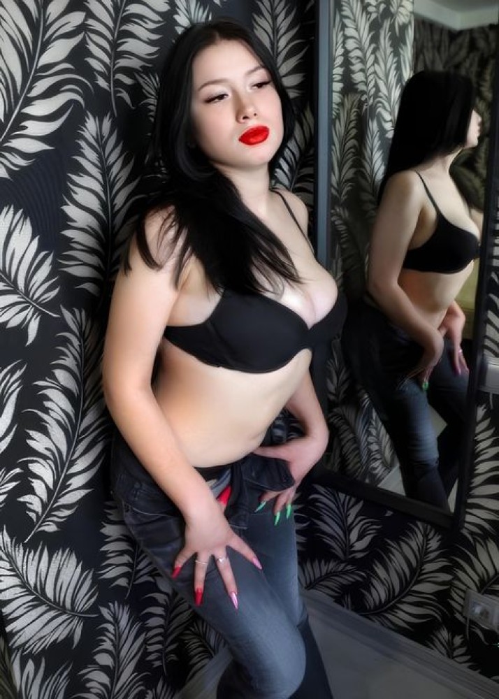 Индивидуалка Карина фото № 2 в городе Ватутинки